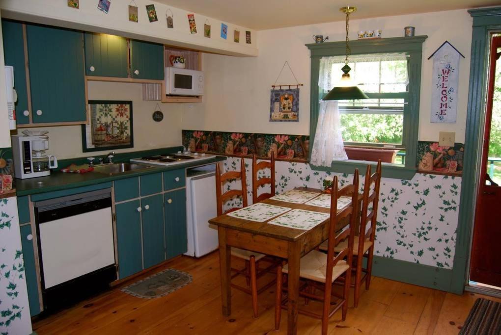 סאמרסייד Bugaboo Cottages מראה חיצוני תמונה